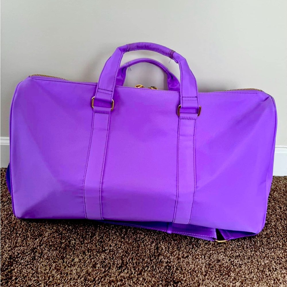 I’m looking this duffle DO NOT BUY